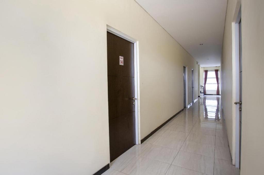 Reddoorz Syariah Near Transmart Mall Palembang Luaran gambar