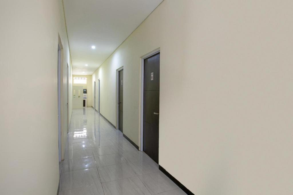 Reddoorz Syariah Near Transmart Mall Palembang Luaran gambar